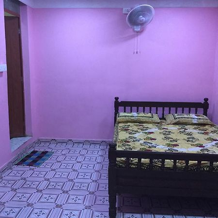 Auro Guest House Пондичери Екстериор снимка